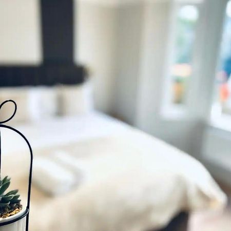 London South Charming Ensuite Look Like Hotel Designer Room Екстериор снимка