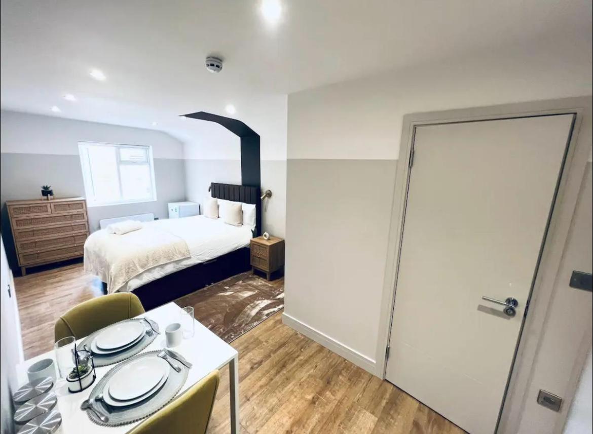 London South Charming Ensuite Look Like Hotel Designer Room Екстериор снимка