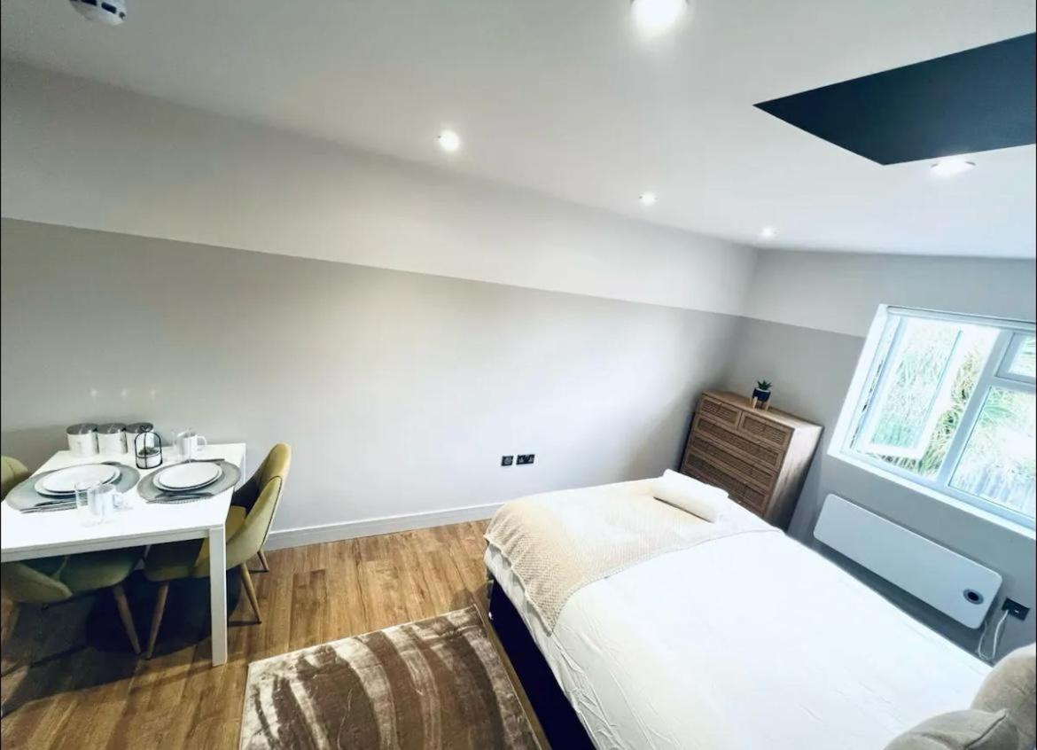 London South Charming Ensuite Look Like Hotel Designer Room Екстериор снимка