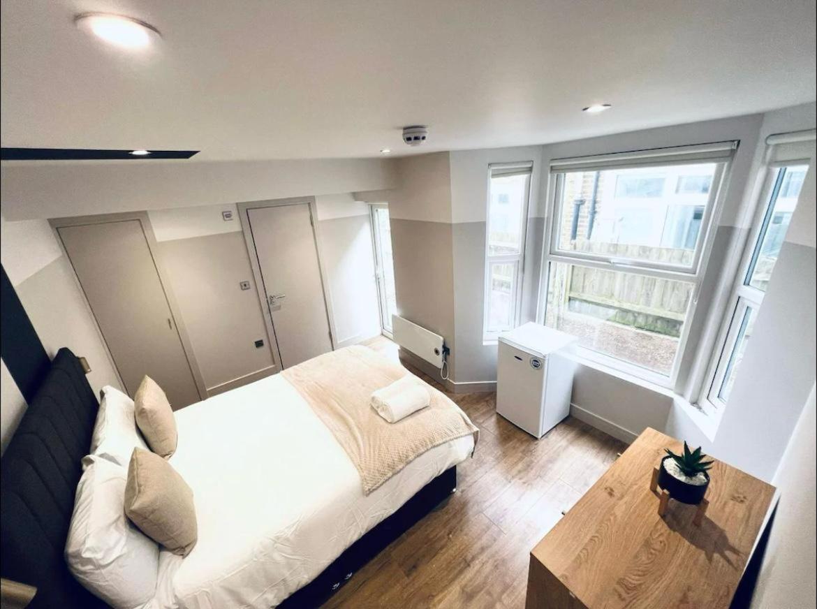 London South Charming Ensuite Look Like Hotel Designer Room Екстериор снимка